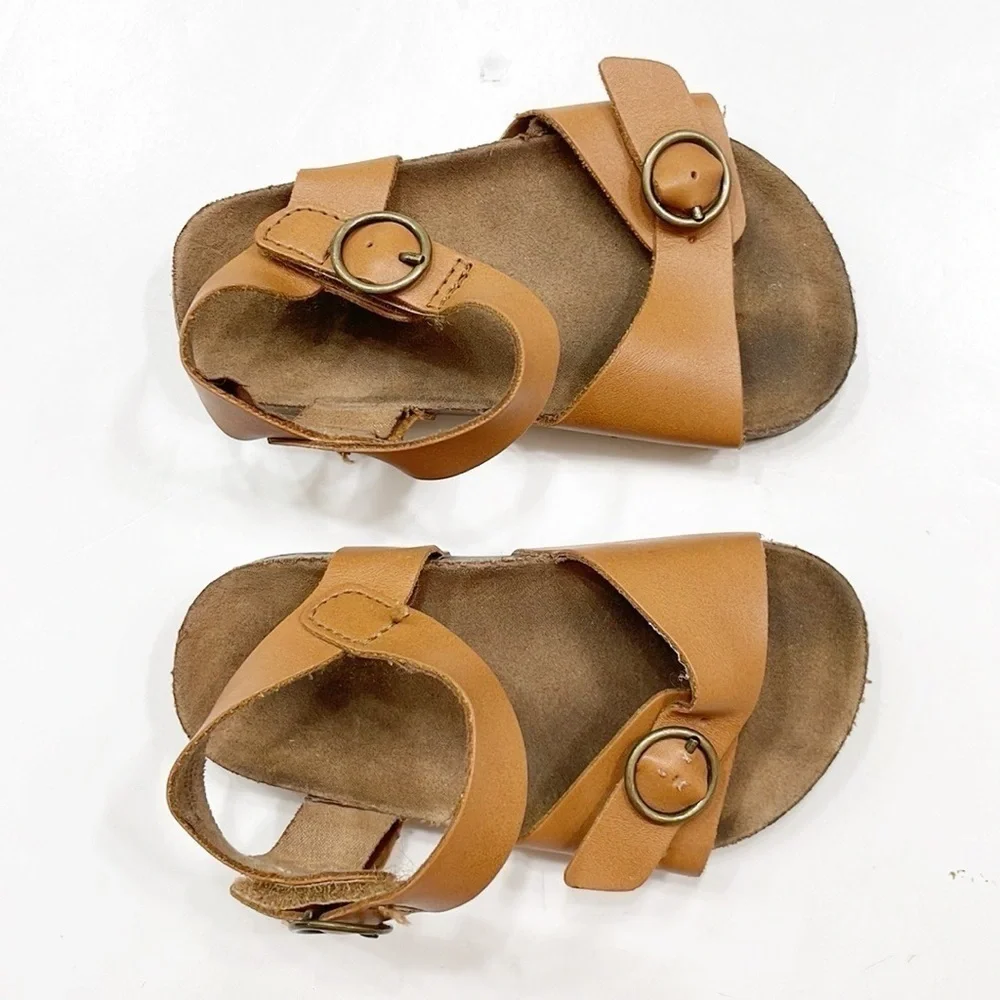 Old Navy baby girls tan sandals